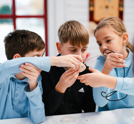 Atelierul Moșului și-a deschis azi porțile!