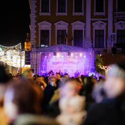 Csodás hangulat lengte be a Szatmárnémeti Karácsonyi Vásárt! Megosztás