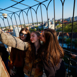 Turnul Pompierilor și-a deschis azi porțile!