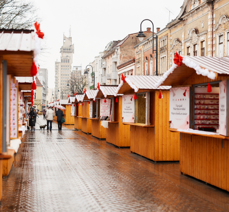 Megnyitotta kapuit a Márciuskavásár!